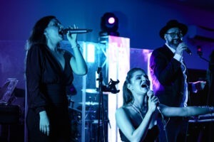 Trupa Cover | Formatie Nunta - Tibi Scobiola Band - Evenimente Corporate, Nunti si Petreceri | Trupe Cover | Formatii evenimente Live